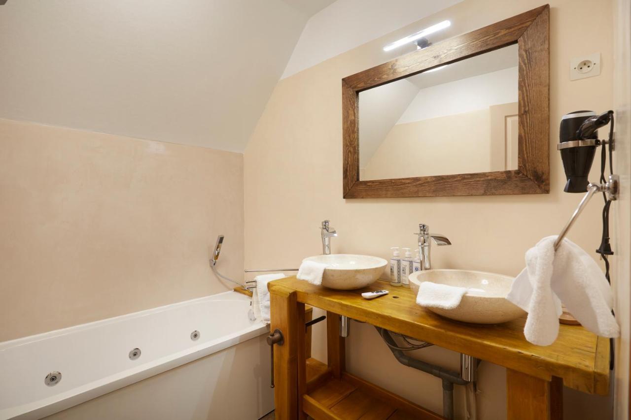 Hotel Domaine De Bersaillin Zewnętrze zdjęcie